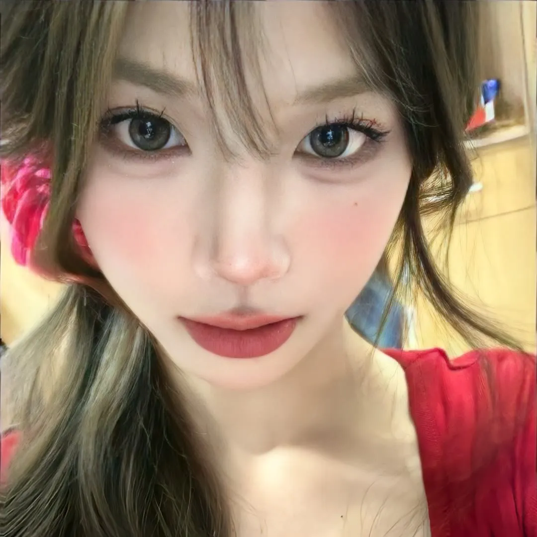 她有黄金瞳你惹她干嘛